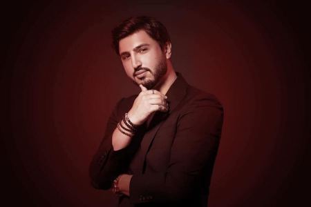 الفنان محمد شاكر يكشف أصدقاء المصالح في " لمّا لمّا "